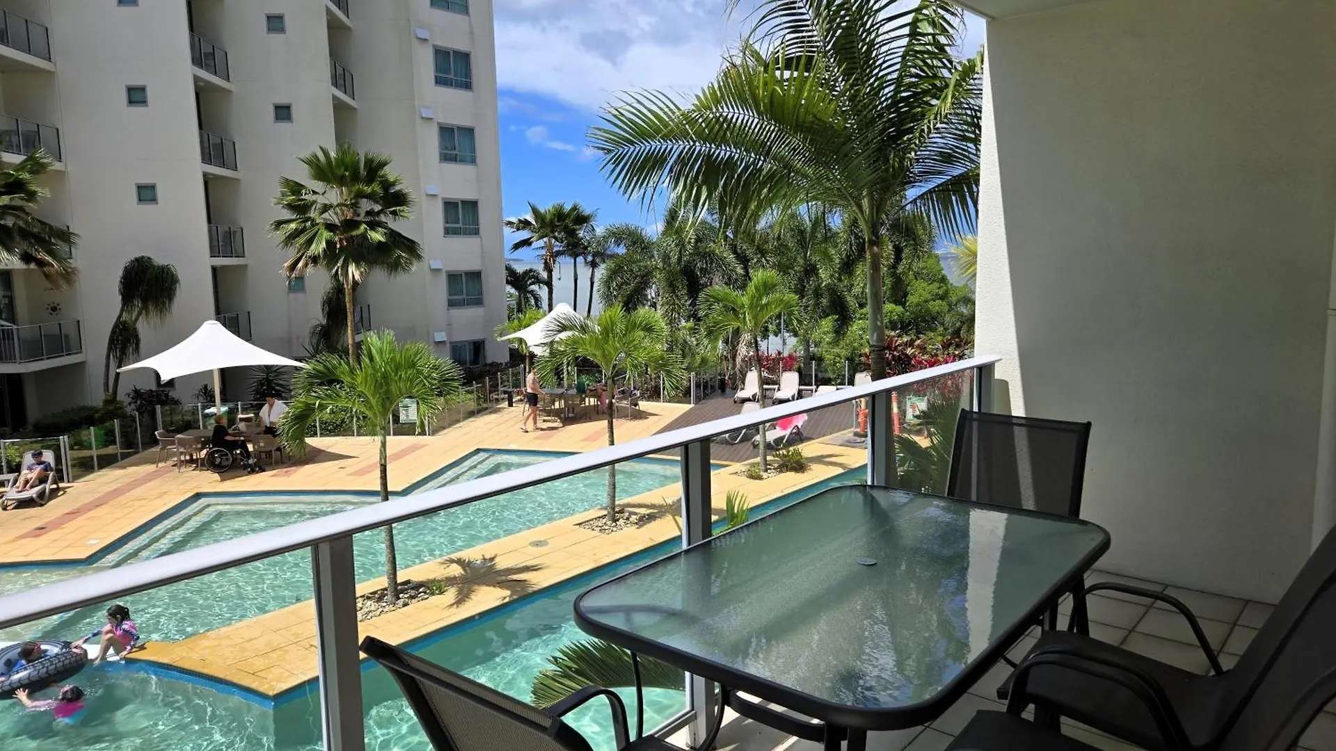 شقة Cairns Reefside Retreats