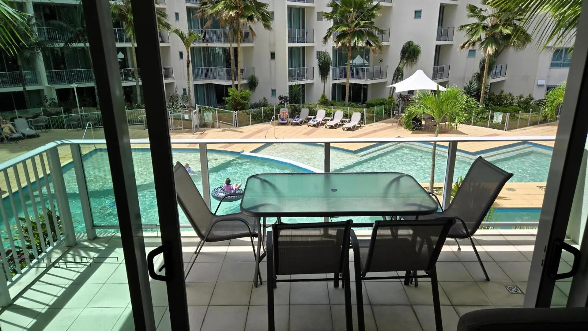 شقة Cairns Reefside Retreats